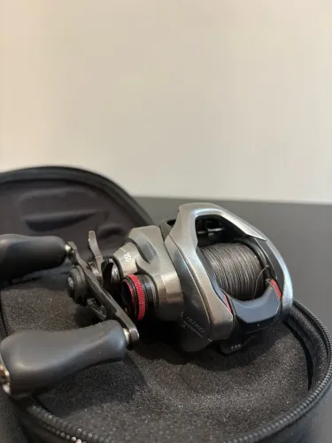 Carretilha shimano scorpion DC