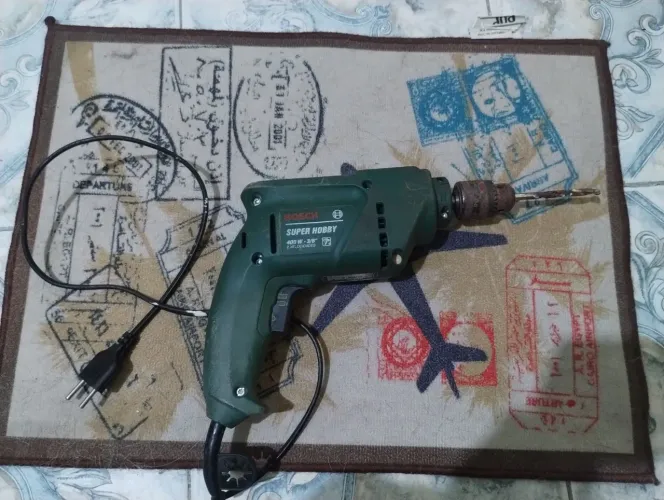 Furadeira Bosch Hobby 
