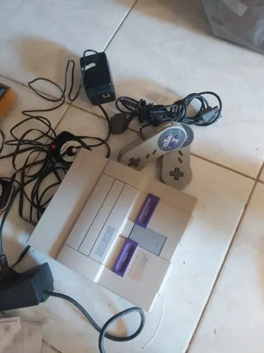 Super Nintendo leia a descrição