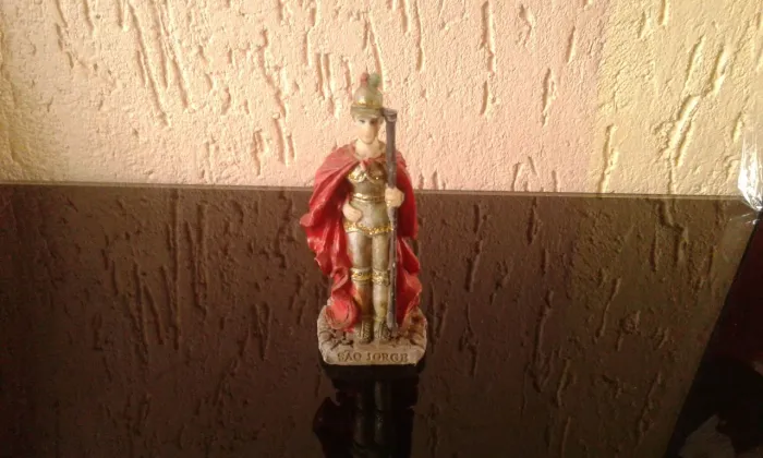 São Jorge Estátua Miniatura Decorativa