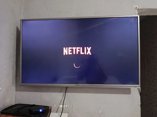 Smart TVs de 43 polegadas da Semp