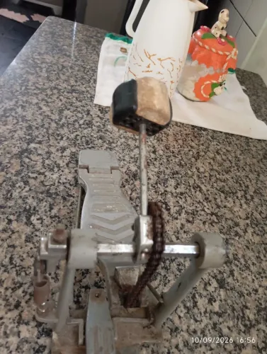 Pedal de bateria