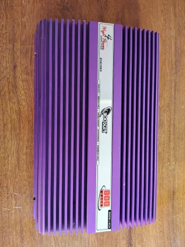 Amplificador automotivo 800 watts - BA610GX - MARCA BOOSTER (Tipo Pyramid 800W)