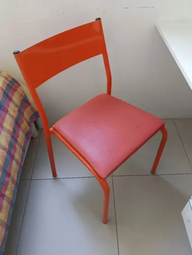 Cadeira de escritório laranja