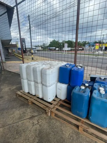 ? CARROTES / BOMBONAS 20L E 30L À VENDA! ? Preço: 20 cada