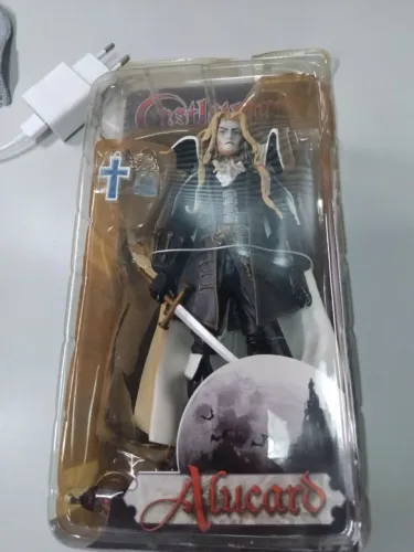 Lacrado - Action Figure Alucard Neca