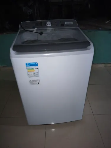 Máquina de lavar Panasonic