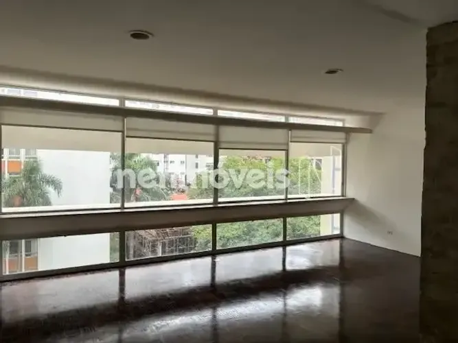 Hadock Lobo, ed. Guaimbé, projeto Paulo Mendes da Rocha.