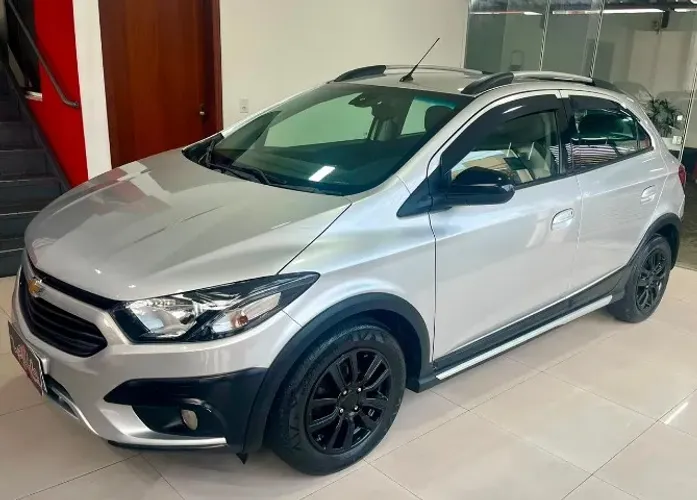 Chevrolet Onix Activ 1.4 8V Flex Mec. 4P 2019