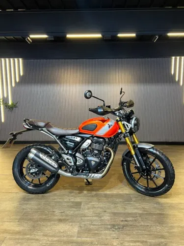 TRIUMP SCRAMBLER 400x 2026!