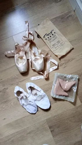 SAPATILHA DE PONTA PARA BALLET DA CAPEZIONUMERO 36/37