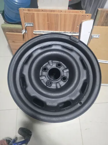 4 jantes de ferro, 4 furos, aro15", cabe em várias marcas de veiculos