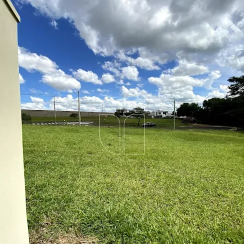 Terreno em Condomínio Vila Flora III em Jardim America - Marília, SP por 140000