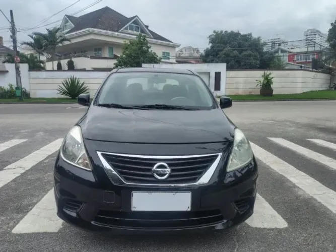 Nissan Versa SV 1.6 16V Flex Fuel 4P Mec. 2014