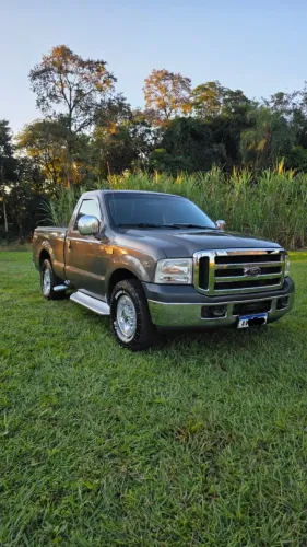 Ford F-250 XLT 4.2 TB Diesel 2001