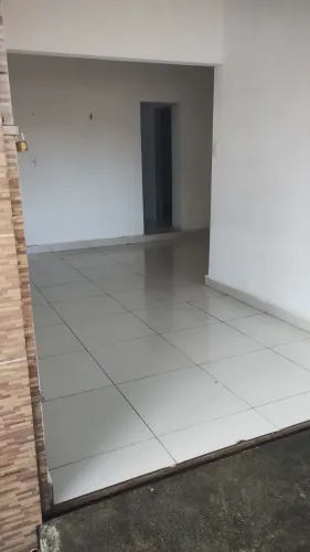 Alugo casa no Potengi ao lado do norte shopping