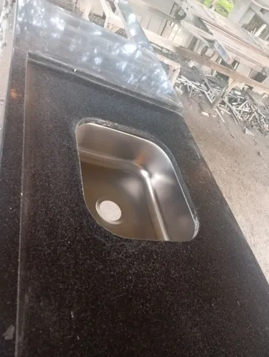 Pia de 2m com corte cooktop