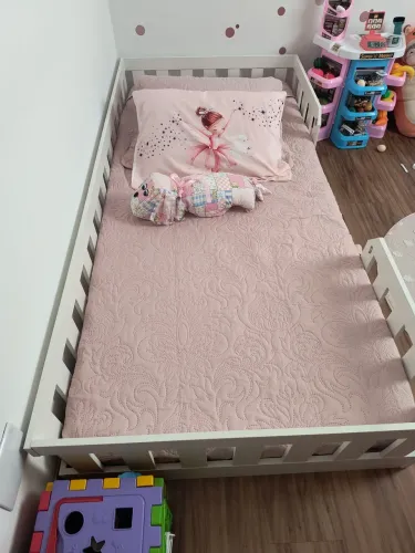 Cama Montessoriana Infantil ( não está incluso o colchão)