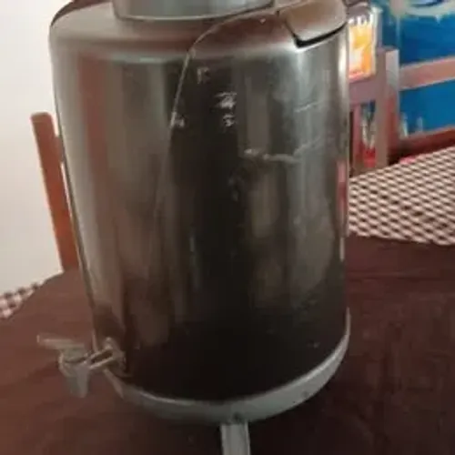 Garrafão Térmico Com Torneira 9,5L