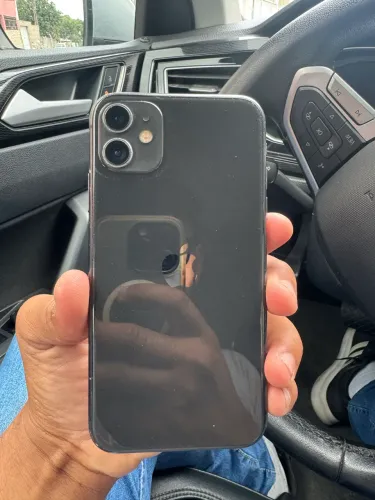 Vende se iPhone 11 64 GB