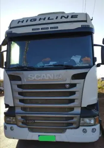 Scania R480 ano 2017/2018 e rodotrem recrusul