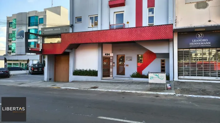 Sala comercial B. Hamb. Velho., Novo Hamburgo. 326,28 M2 privativos e 4 Vagas