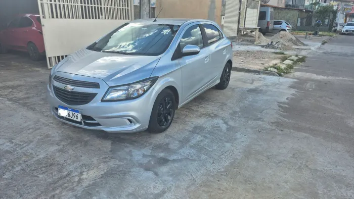Chevrolet Onix JOY Hatch 1.0 8V Flex Mec. 4P 2019