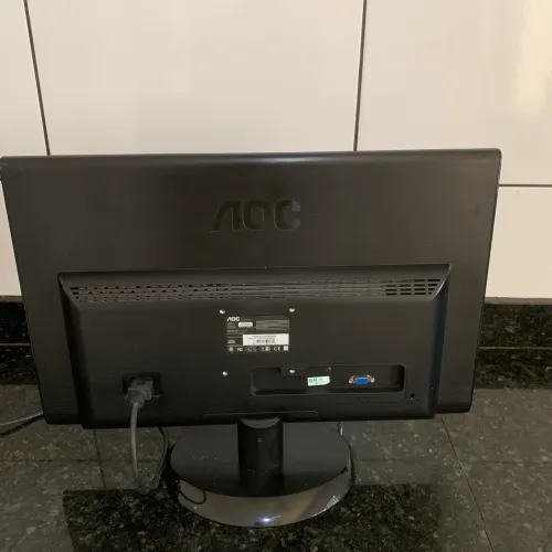 Monitor AOC 21.5" Full HD Bivolt - Excelente p/ PC, Trabalho e Estudos