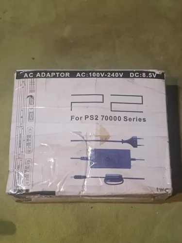 fonte de alimentação AC/DC bivolt para PlayStation 2 Slim (Série 70000).
