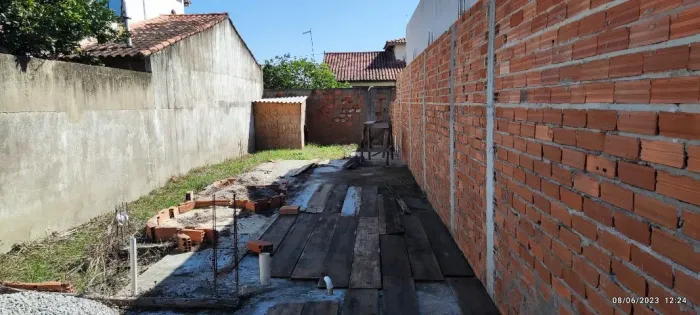 terreno 180m²