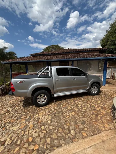 Toyota Hilux CD SRV 4X2 2.7 Flex 16V Aut. 2015