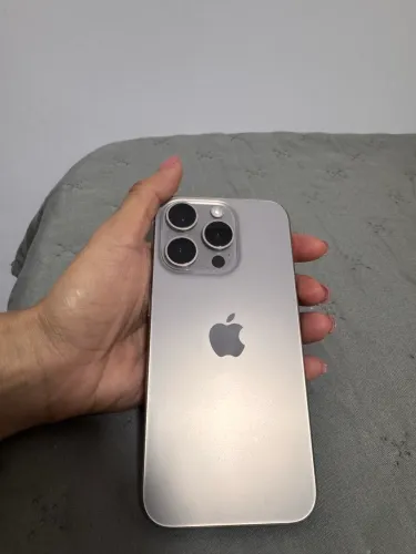 iPhone 15Pro - Titânio 