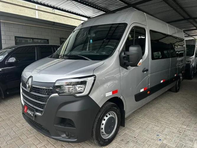 Renault Master 2.3 DCI Executive Longo 16L Dies 2027