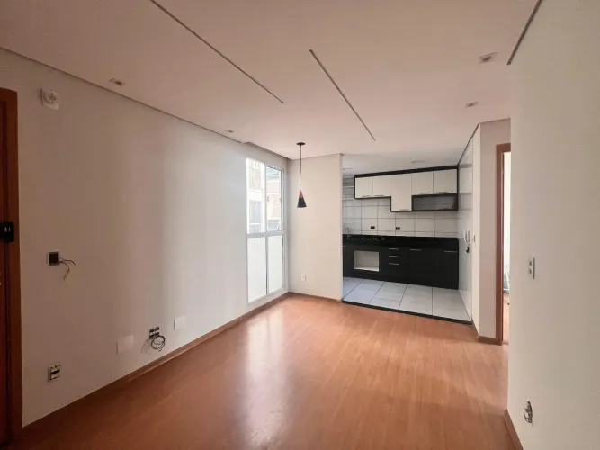 Vendo excelente Apartamento no Cabral