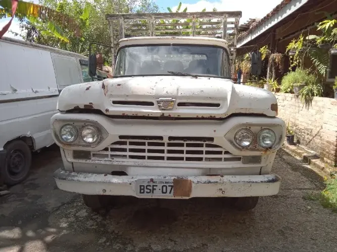 Vendo/troco Ford F350 1964 "Carneiro" Motor MWM 229/4 Embreagem Hidráulica Câmbio 4 marcha