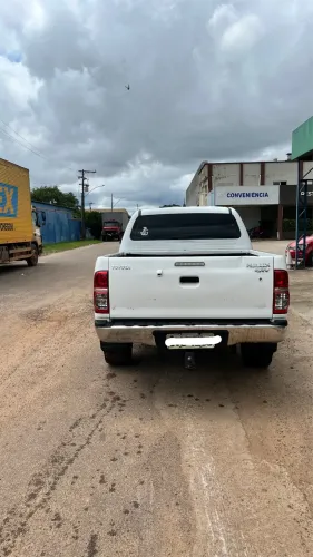 Toyota Hilux CD SRV D4-d 4X4 3.0 TDI Diesel AUT 2013