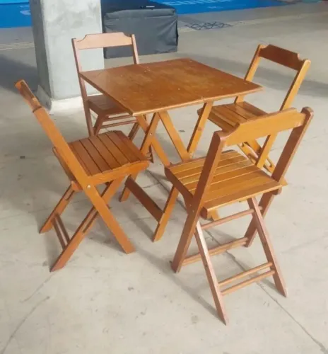 Aluguel conjunto de mesa de madeira