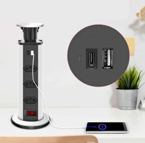 Torre de Tomada Retrátil com USB C e USB
