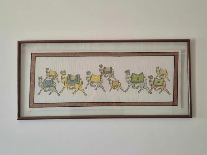 Quadro longo retangular camelos