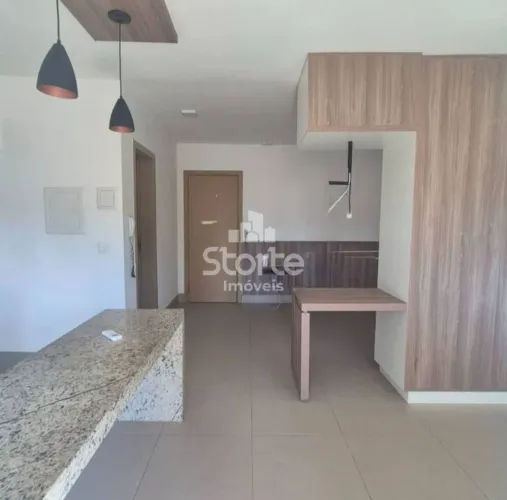 Flat com 1 dormitório para alugar, 39 m² por R$ 2.330,00/mês - Morada da Colina - Uberlând