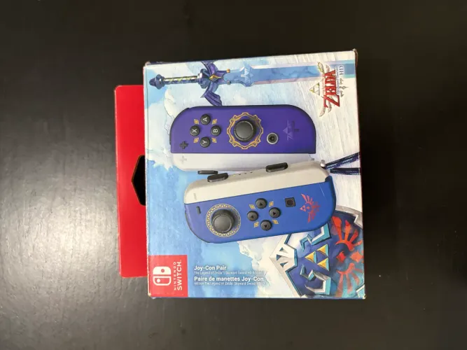 Controle Joy-Con Zelda Skyward Sword