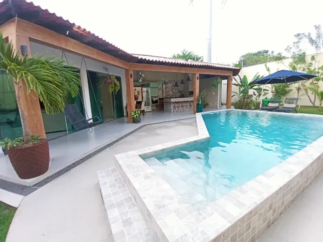 Imóvel para venda possui 600 metros quadrados com 3 quartos em Adrianópolis - Manaus - AM