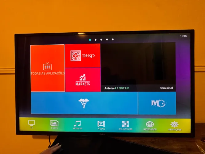 A Philco PH49E20DSGWA  TV de 49 polegadas Full HD