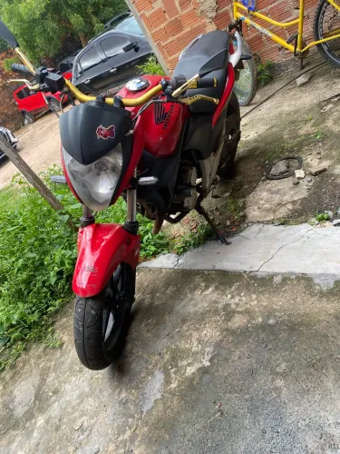 Cb 300 Em dias