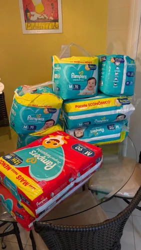 Lote de fraldas pampers tamanho M