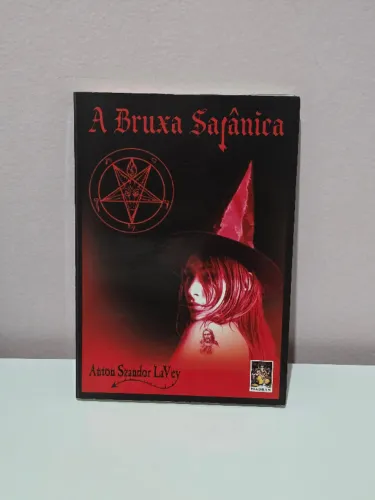 Livro A bruxa satânica Anton Lavey e zeena lavey