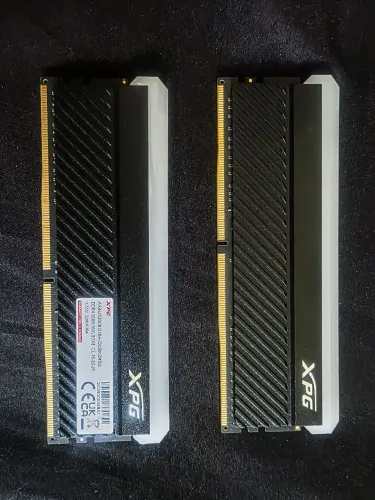 2x8 GB memória DDR4 XPG 3200Mhz D45G
