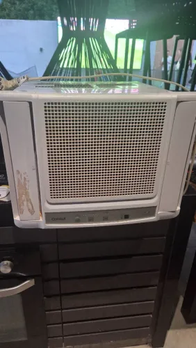 Ar Consul Digital 10000btu 220v LEIA