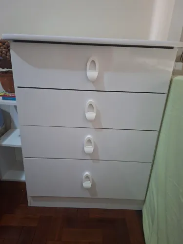 Cômoda+3 quadros de brinde 
