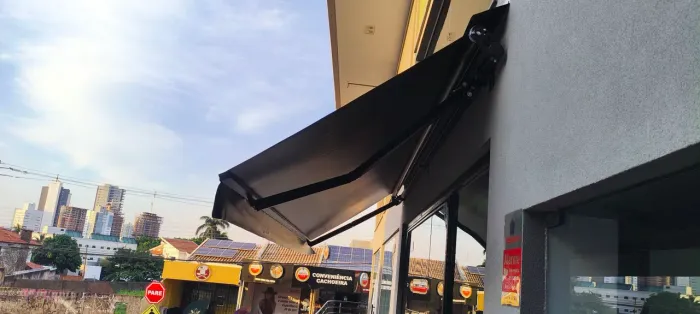 Toldo Articulado com tecido Náutico